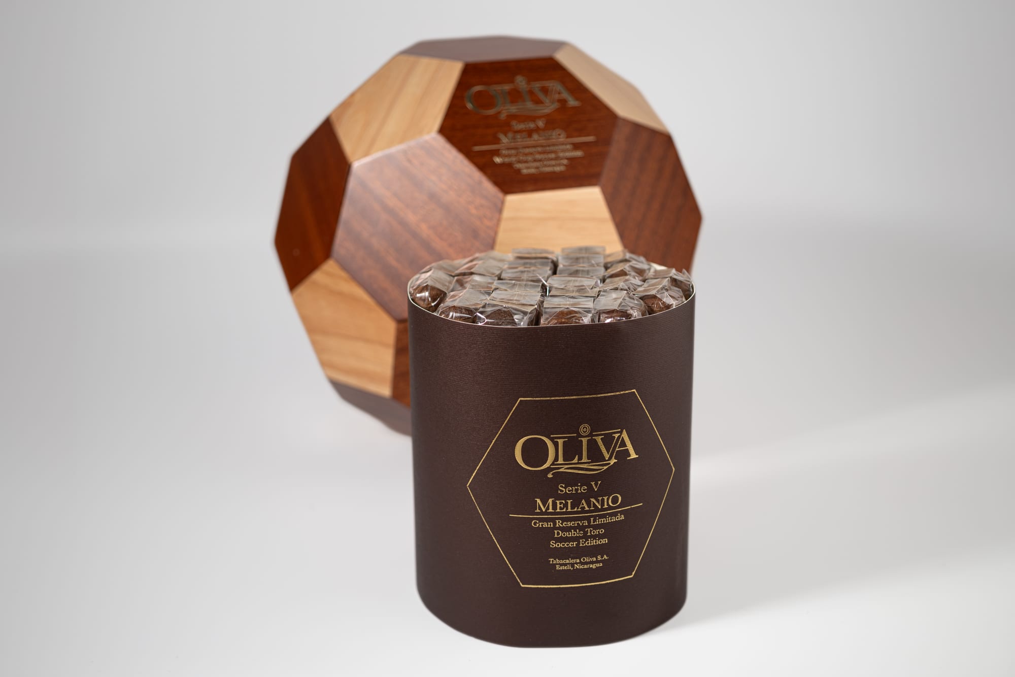 Oliva Serie V Melanio Double Toro